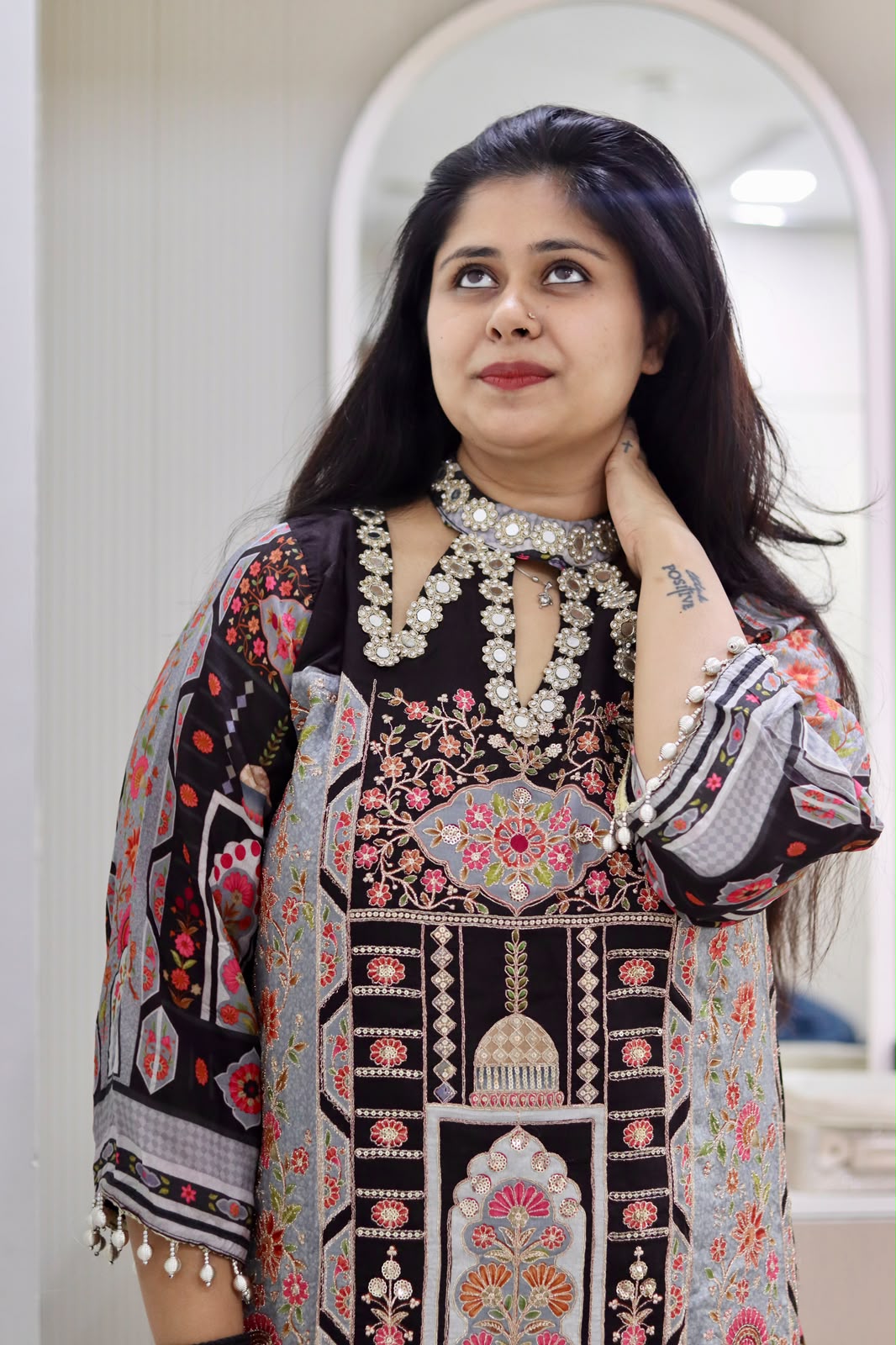 yusee pakistani phiran set side silt cut with pant yusee pakistani phiran set side silt cut with pant